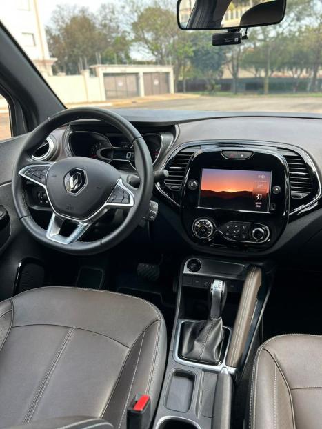 RENAULT Captur 1.3 16V 4P FLEX TCE ICONIC TURBO X-TRONIC AUTOM�TICO CVT, Foto 5