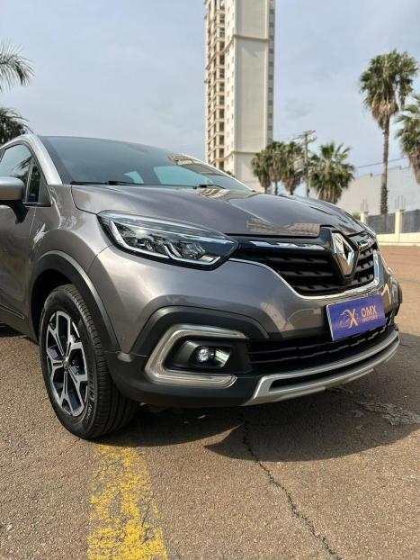 RENAULT Captur 1.3 16V 4P FLEX TCE ICONIC TURBO X-TRONIC AUTOM�TICO CVT, Foto 16
