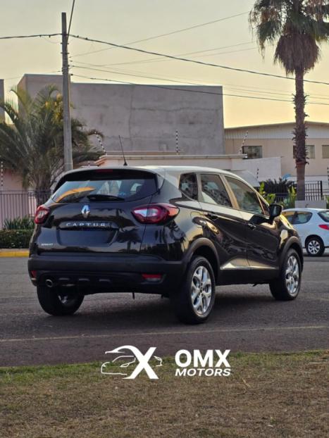 RENAULT Captur 1.6 16V 4P FLEX SCE LIFE X-TRONIC CVT, Foto 5 RENAULT Captur 1.6 16V 4P FLEX SCE LIFE X-TRONIC CVT, Foto 5