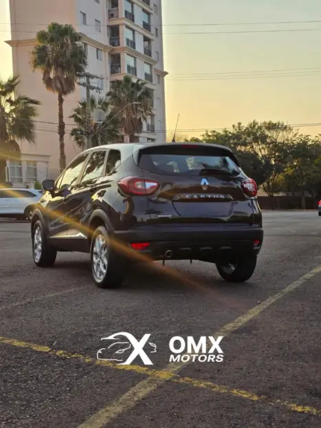 RENAULT Captur 1.6 16V 4P FLEX SCE LIFE X-TRONIC CVT, Foto 11 RENAULT Captur 1.6 16V 4P FLEX SCE LIFE X-TRONIC CVT, Foto 11