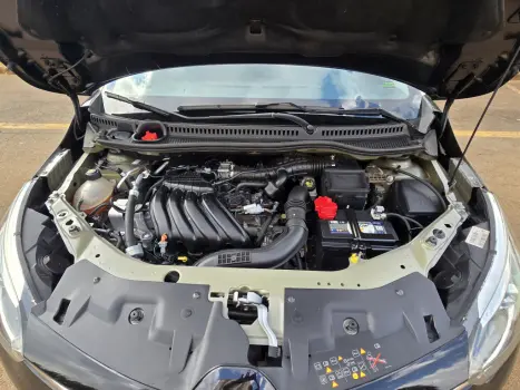 RENAULT Captur 1.6 16V 4P FLEX SCE LIFE X-TRONIC CVT, Foto 15 RENAULT Captur 1.6 16V 4P FLEX SCE LIFE X-TRONIC CVT, Foto 15