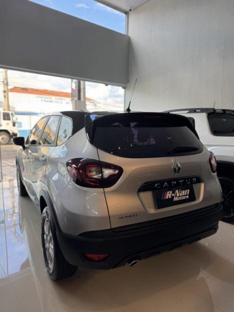 RENAULT Captur 1.6 16V 4P FLEX SCE LIFE X-TRONIC CVT, Foto 7