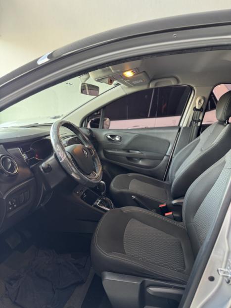 RENAULT Captur 1.6 16V 4P FLEX SCE LIFE X-TRONIC CVT, Foto 13