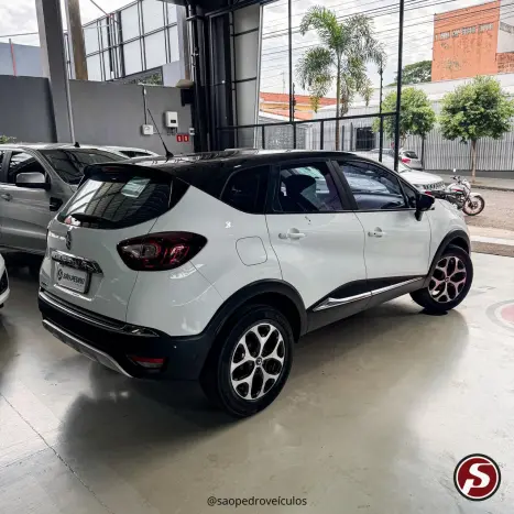 RENAULT Captur 1.6 16V 4P FLEX SCE INTENSE X-TRONIC CVT, Foto 6