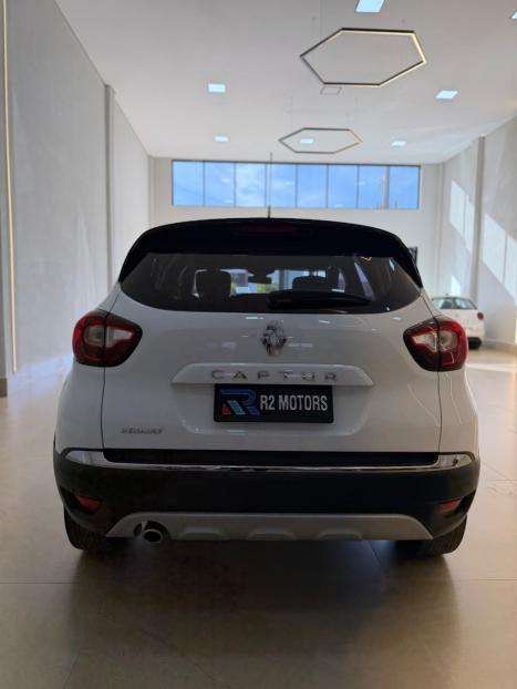 RENAULT Captur 2.0 16V 4P FLEX BOSE AUTOM�TICO, Foto 4
