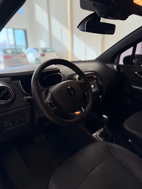 RENAULT Captur 2.0 16V 4P FLEX BOSE AUTOM�TICO, Foto 9