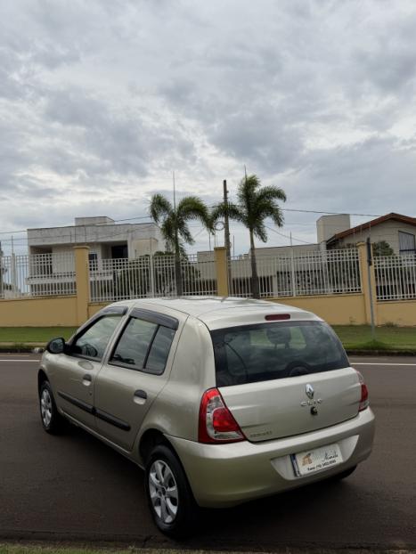 RENAULT Clio Hatch 1.0 16V 4P FLEX AUTHENTIQUE, Foto 3