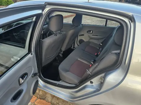 RENAULT Clio Hatch 1.6 16V 4P AUTHENTIQUE, Foto 7