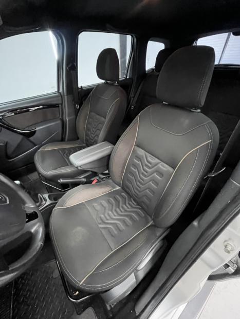 RENAULT Duster 1.6 16V 4P FLEX DYNAMIQUE AUTOMTICO CVT, Foto 9