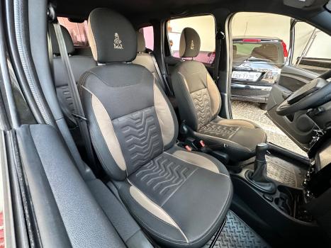 RENAULT Duster 1.6 16V 4P FLEX DAKAR, Foto 8