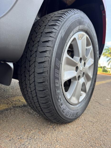 RENAULT Duster 1.6 16V 4P FLEX SCE AUTHENTIQUE X-TRONIC AUTOM�TICO, Foto 23