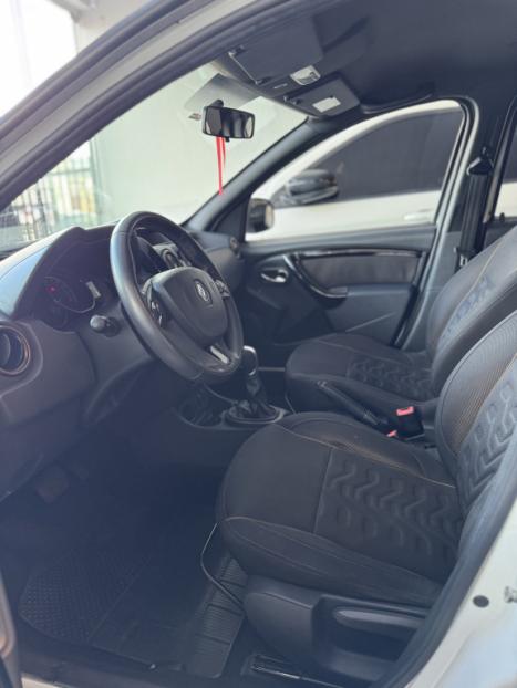 RENAULT Duster 1.6 16V 4P FLEX DYNAMIQUE AUTOM�TICO CVT, Foto 13