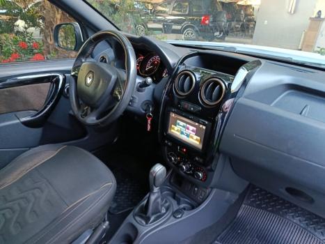 RENAULT Duster 1.6 16V 4P FLEX DYNAMIQUE AUTOM�TICO CVT, Foto 3