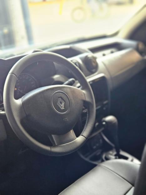 RENAULT Duster 2.0 16V 4P FLEX TECH ROAD AUTOMÁTICO, Foto 2 RENAULT Duster 2.0 16V 4P FLEX TECH ROAD AUTOMÁTICO, Foto 2