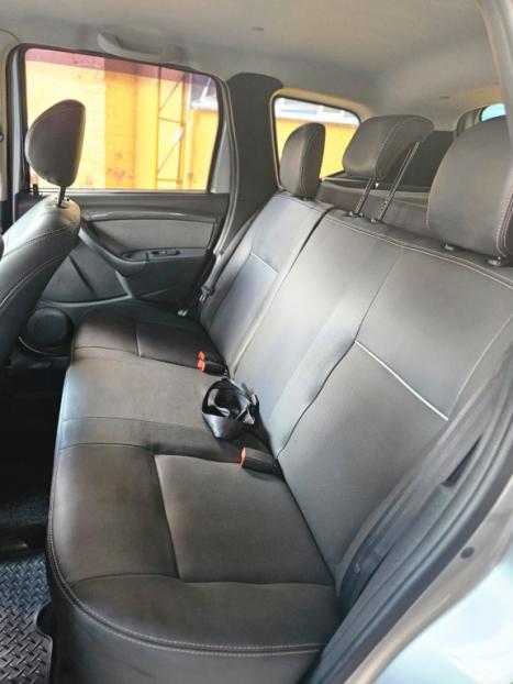 RENAULT Duster 2.0 16V 4P FLEX TECH ROAD AUTOMÁTICO, Foto 4 RENAULT Duster 2.0 16V 4P FLEX TECH ROAD AUTOMÁTICO, Foto 4