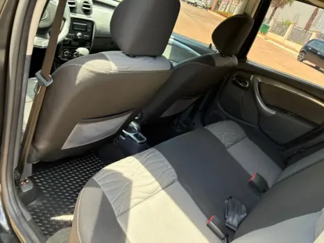 RENAULT Duster 2.0 16V 4P FLEX DYNAMIQUE AUTOM�TICO, Foto 8