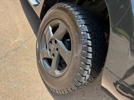 RENAULT Duster 2.0 16V 4P FLEX DYNAMIQUE AUTOM�TICO, Foto 9