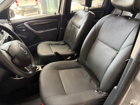 RENAULT Duster 2.0 16V 4P FLEX DYNAMIQUE AUTOM�TICO, Foto 9