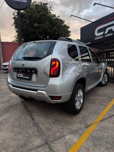 RENAULT Duster 2.0 16V 4P FLEX DYNAMIQUE AUTOM�TICO, Foto 4