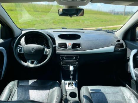 RENAULT Fluence 2.0 16V 4P FLEX DYNAMIQUE AUTOM�TICO, Foto 9
