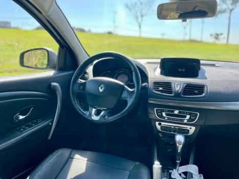RENAULT Fluence 2.0 16V 4P FLEX DYNAMIQUE AUTOM�TICO, Foto 10
