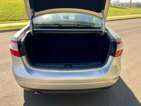 RENAULT Fluence 2.0 16V 4P FLEX DYNAMIQUE AUTOM�TICO, Foto 14
