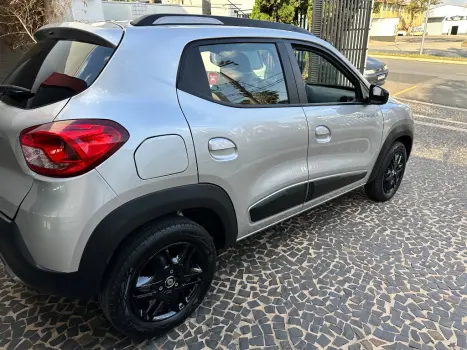RENAULT Kwid 1.0 12V 4P SCE FLEX OUTSIDER, Foto 9