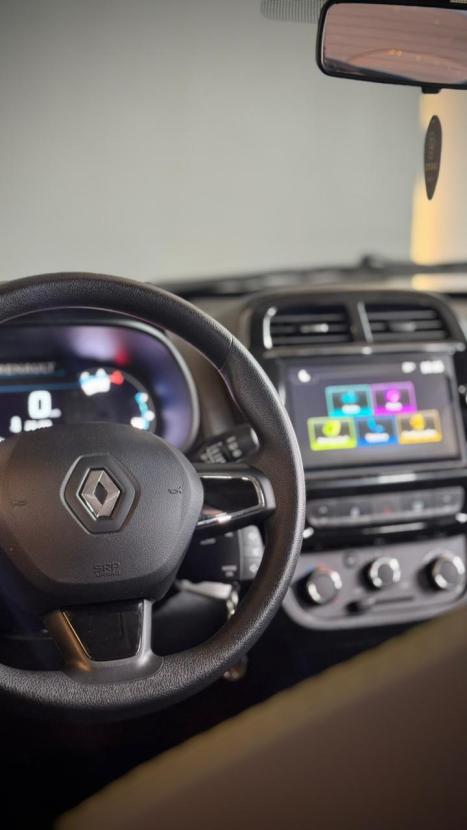 RENAULT Kwid 1.0 12V 4P SCE FLEX OUTSIDER, Foto 9