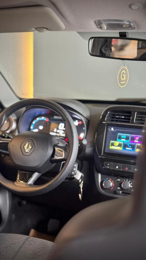 RENAULT Kwid 1.0 12V 4P SCE FLEX OUTSIDER, Foto 10