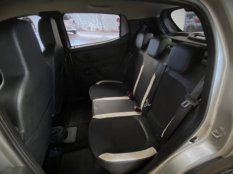 RENAULT Kwid 1.0 12V 4P SCE FLEX INTENSE, Foto 8