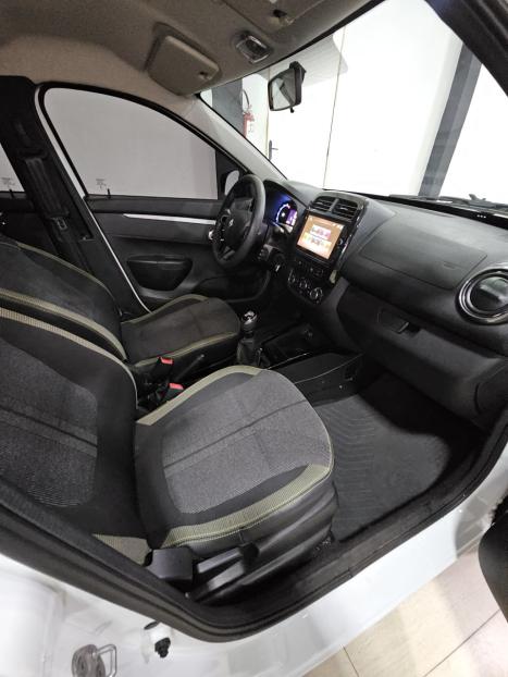 RENAULT Kwid 1.0 12V 4P SCE FLEX OUTSIDER, Foto 17
