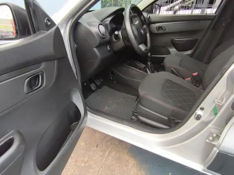 RENAULT Kwid 1.0 12V 4P SCE FLEX ZEN, Foto 7