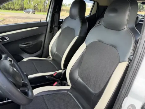 RENAULT Kwid 1.0 12V 4P SCE FLEX INTENSE, Foto 10