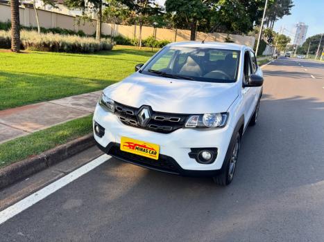 RENAULT Kwid 1.0 12V 4P SCE FLEX INTENSE, Foto 3