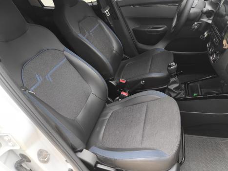 RENAULT Kwid 1.0 12V 4P SCE FLEX INTENSE, Foto 9