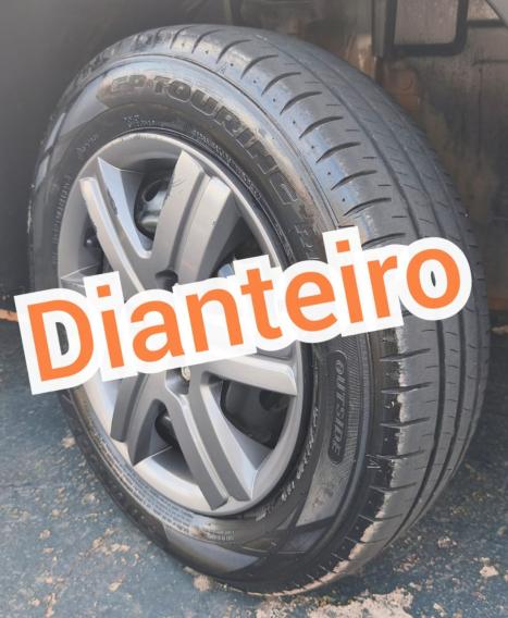 RENAULT Kwid 1.0 12V 4P SCE FLEX OUTSIDER, Foto 10