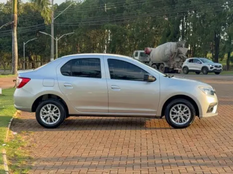 RENAULT Logan 1.0 12V 4P FLEX SCE ZEN, Foto 4