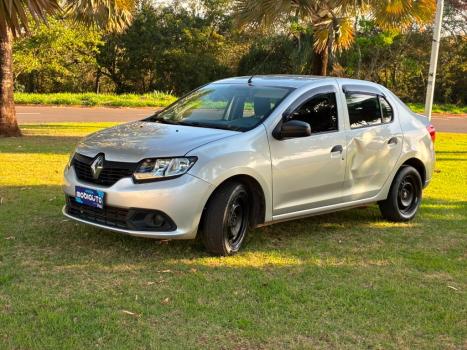 RENAULT Logan 1.0 12V 4P FLEX SCE AUTHENTIQUE, Foto 2