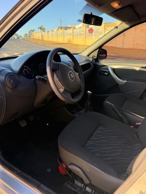 RENAULT Logan 1.0 16V 4P FLEX AUTHENTIQUE, Foto 5