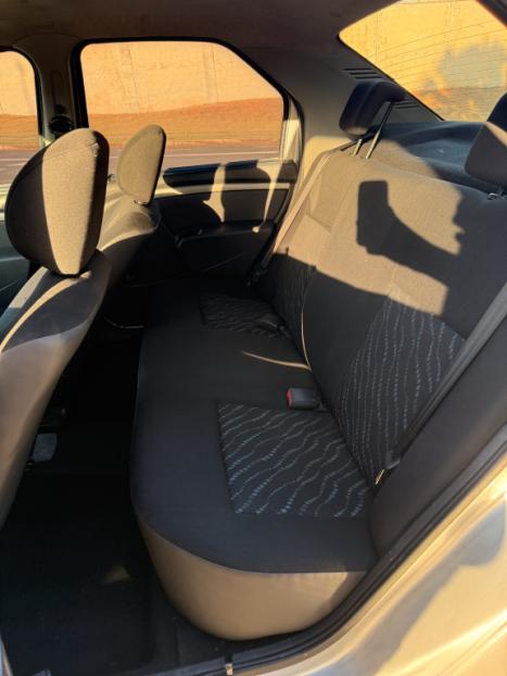 RENAULT Logan 1.0 16V 4P FLEX AUTHENTIQUE, Foto 8