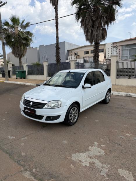 RENAULT Logan 1.6 16V 4P FLEX EXPRESSION, Foto 2