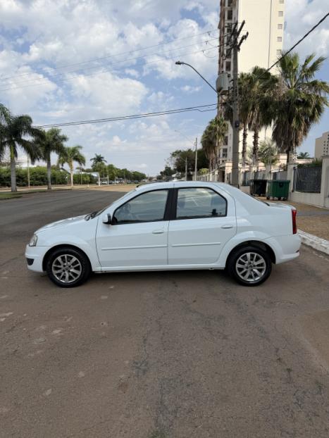 RENAULT Logan 1.6 16V 4P FLEX EXPRESSION, Foto 6