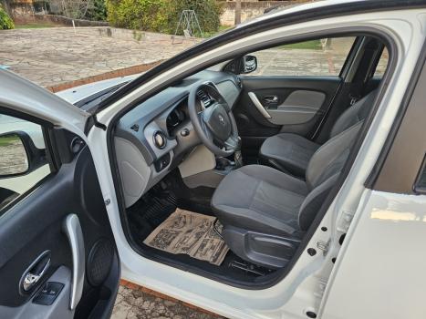 RENAULT Logan 1.6 16V 4P FLEX EXPRESSION, Foto 6