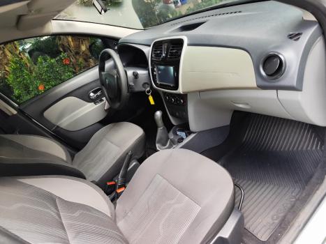 RENAULT Logan 1.6 16V 4P FLEX EXPRESSION, Foto 3