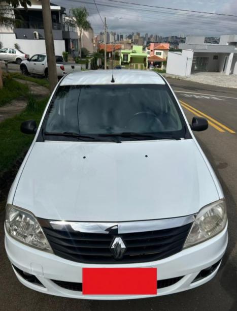 RENAULT Logan 1.6 4P  EXPRESSION, Foto 1