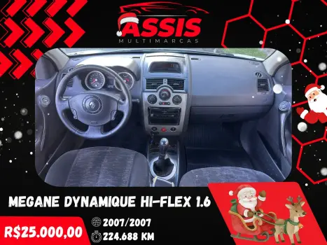 RENAULT Megane Sedan , Foto 9