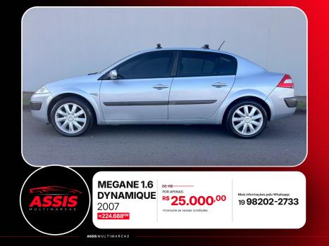 RENAULT Megane Sedan , Foto 4