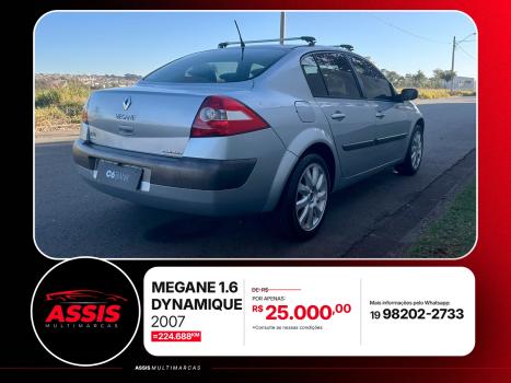 RENAULT Megane Sedan , Foto 7