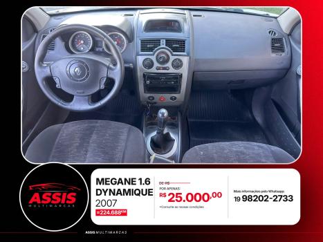 RENAULT Megane Sedan , Foto 9