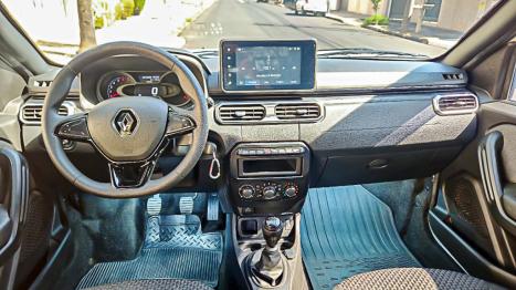 RENAULT Oroch 1.6 16V 4P FLEX INTENSE, Foto 8